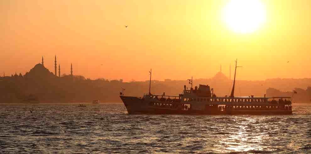 Bosphorus Cruise Lotus Yachts - sights you must see in Istanbul