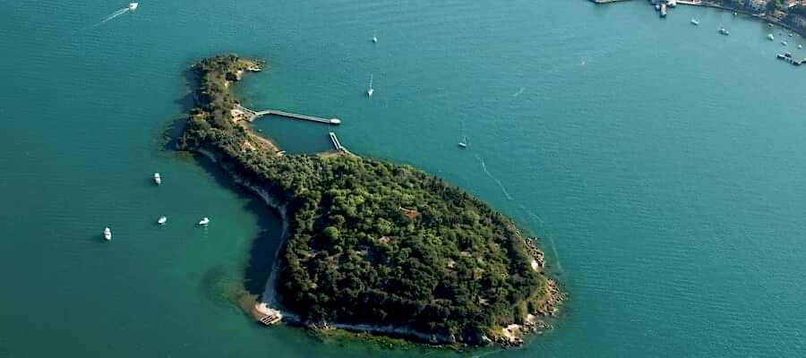 Istanbul Swimming Tour on Private Yacht