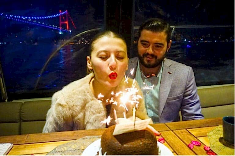 Istanbul Birthday Cruise on Bosphorus - Yatta Doğum Günü