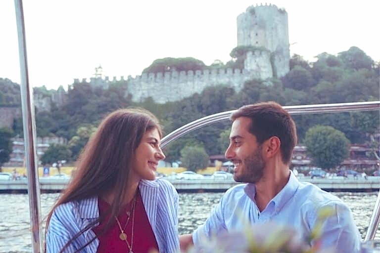 Bosphorus cruise Marriage Proposal in Istanbul on a Luxury Yacht
