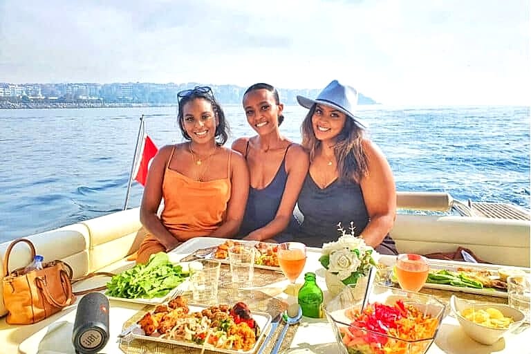 Bosphorus Lunch Cruise - Yemekli Boğaz Turu