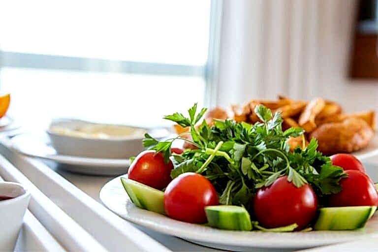 Bosphorus Breakfast Cruise - Boğaz'da Kahvaltı