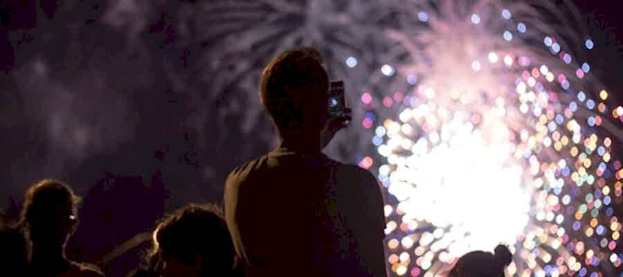 New Year's Eve in Istanbul Yacht Party - Teknede Yılbaşı Partisi