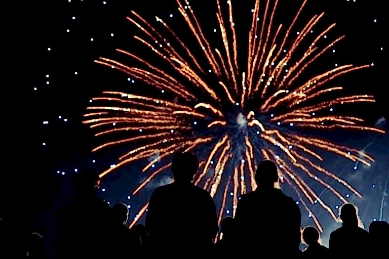 New Year's Eve in Istanbul Yacht Party - Teknede Yılbaşı Partisi