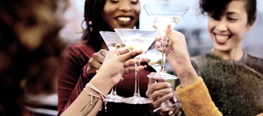 New Year's Eve in Istanbul Yacht Party - Teknede Yılbaşı Partisi