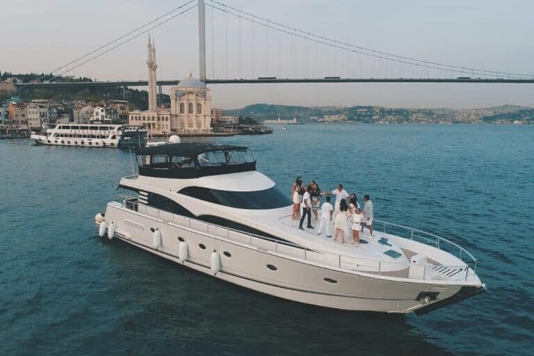 Lotus Yachts Private Yacht Cruises - Lotus Yat