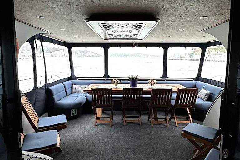 Lotus Yat - 20m Yacht for Bosphorus Cruises in Istanbul