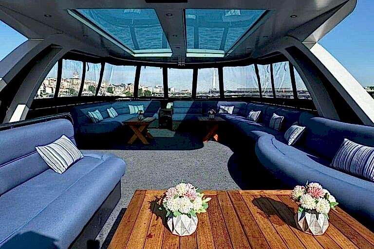 Lotus Yat - 20m Yacht for Bosphorus Cruises in Istanbul