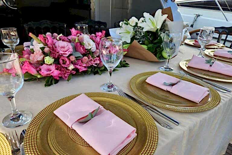 Lotus Yat - 23m Reception Boat for Yacht Tours in Istanbul