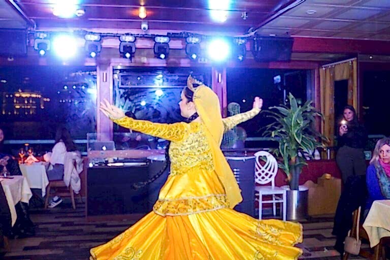 Bosphorus Dinner Cruise with Turkish Dance Shows - Lotus Yat - Boğaz'da Yemekli Türk Dans Gecesi​